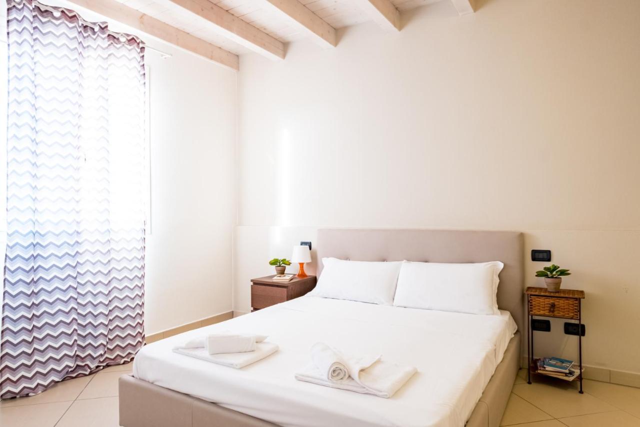 Residenza Oleandro Leilighet Desenzano del Garda Eksteriør bilde